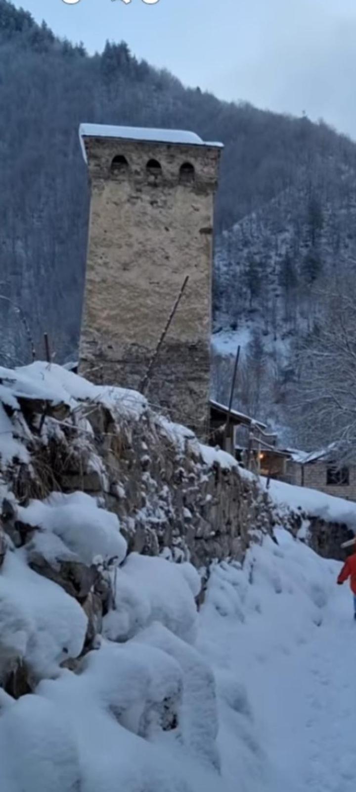 Nugzar Holiday Home Mestia Exterior foto
